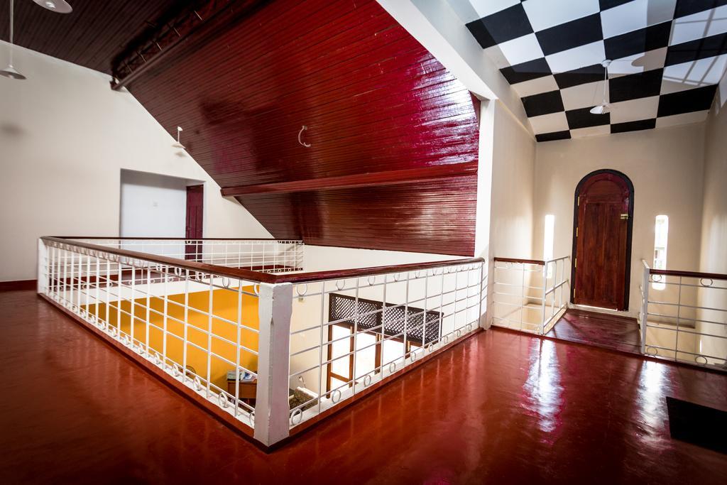 Dayanithi Guest House Джафна Екстер'єр фото